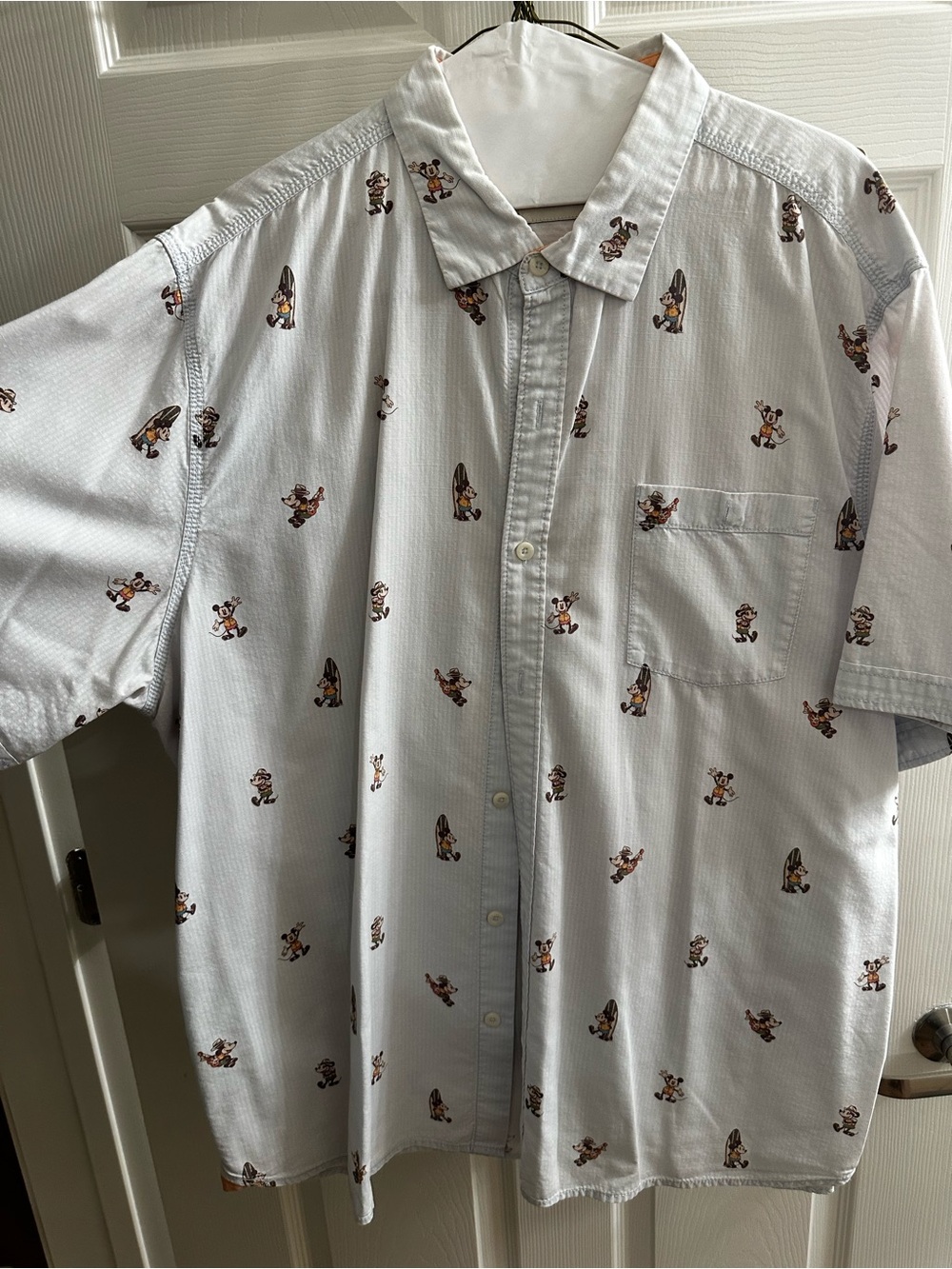 Tommy Bahama White Short-Sleeve Button-Down Shirt with Surfing Mickey MouseMotif